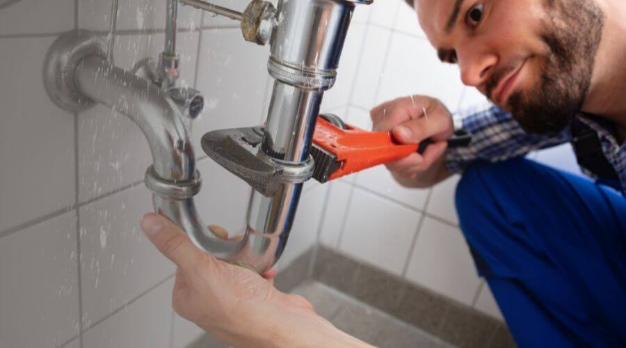 Local annual plumbing maintenance in California, MO
